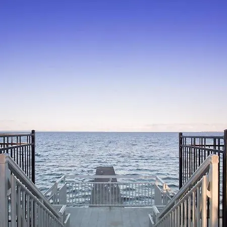 Private Beach House For Your Perfect Family Holiday Beachmere Exterior photo