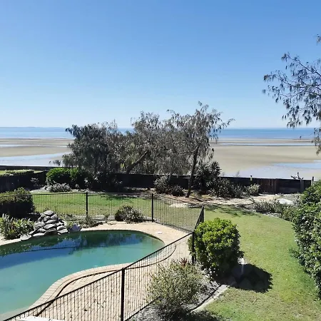 Private Beach House For Your Perfect Family Holiday Beachmere Exterior photo